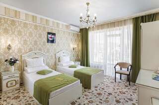 Гостевой дом Вилла Валентина Алушта Улучшенный двухместный номер с 2 отдельными кроватями-1